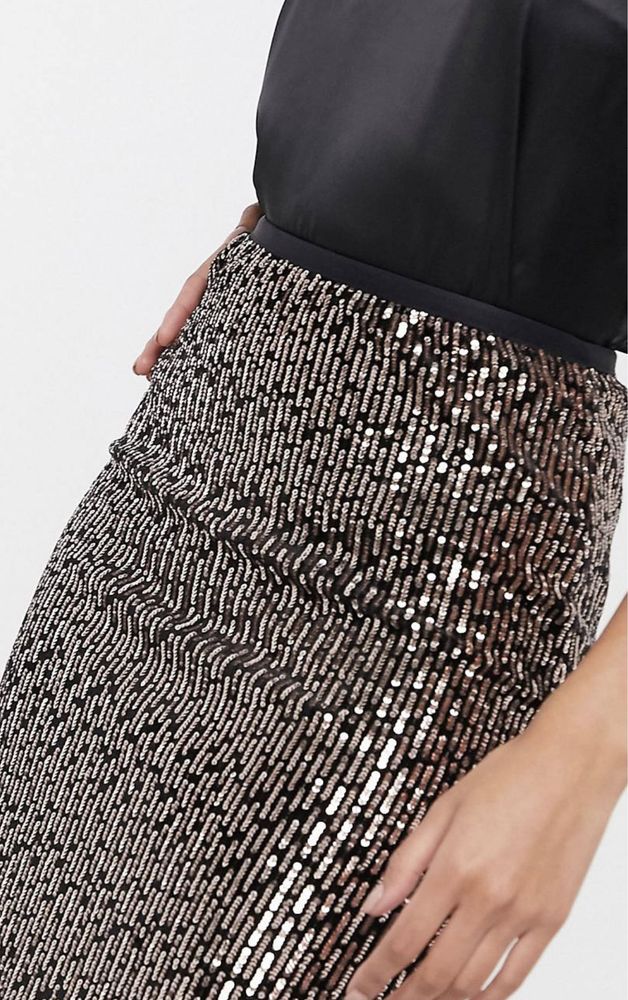 Новая Юбка Vero Moda с пайтеками