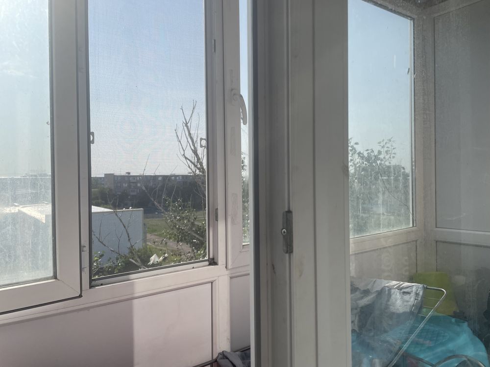 Продажа 1 комнатная квартира в районе 4 школа.