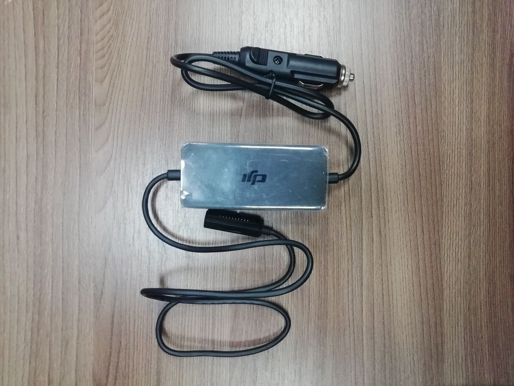 Квадракоптер DJI MAVIC AIR