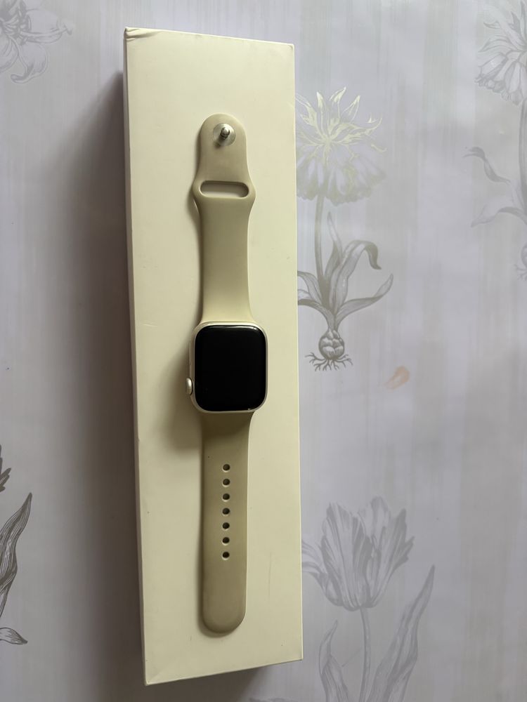 продам apple watch 7 41мм