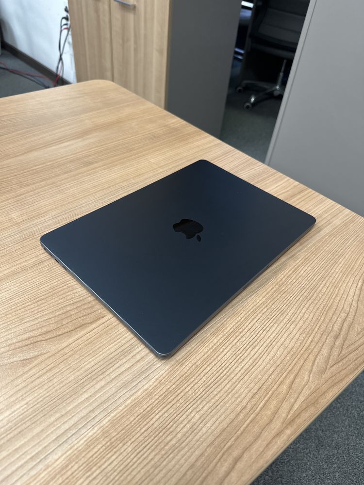 MacBook air M3 2022