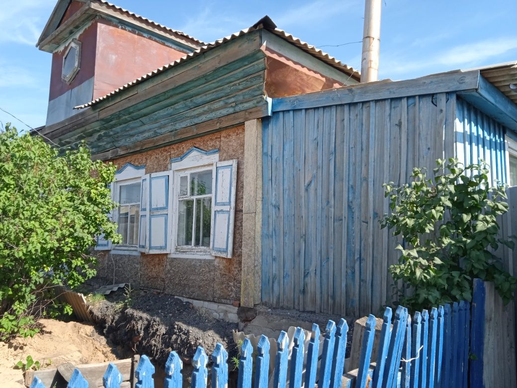Продам большой ДОМ, бревенчатый добротный ДОМ, срочно!