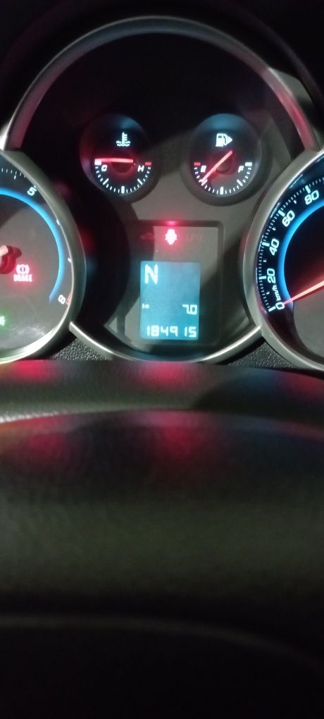 Продам Chevrolet Cruze 2012 года