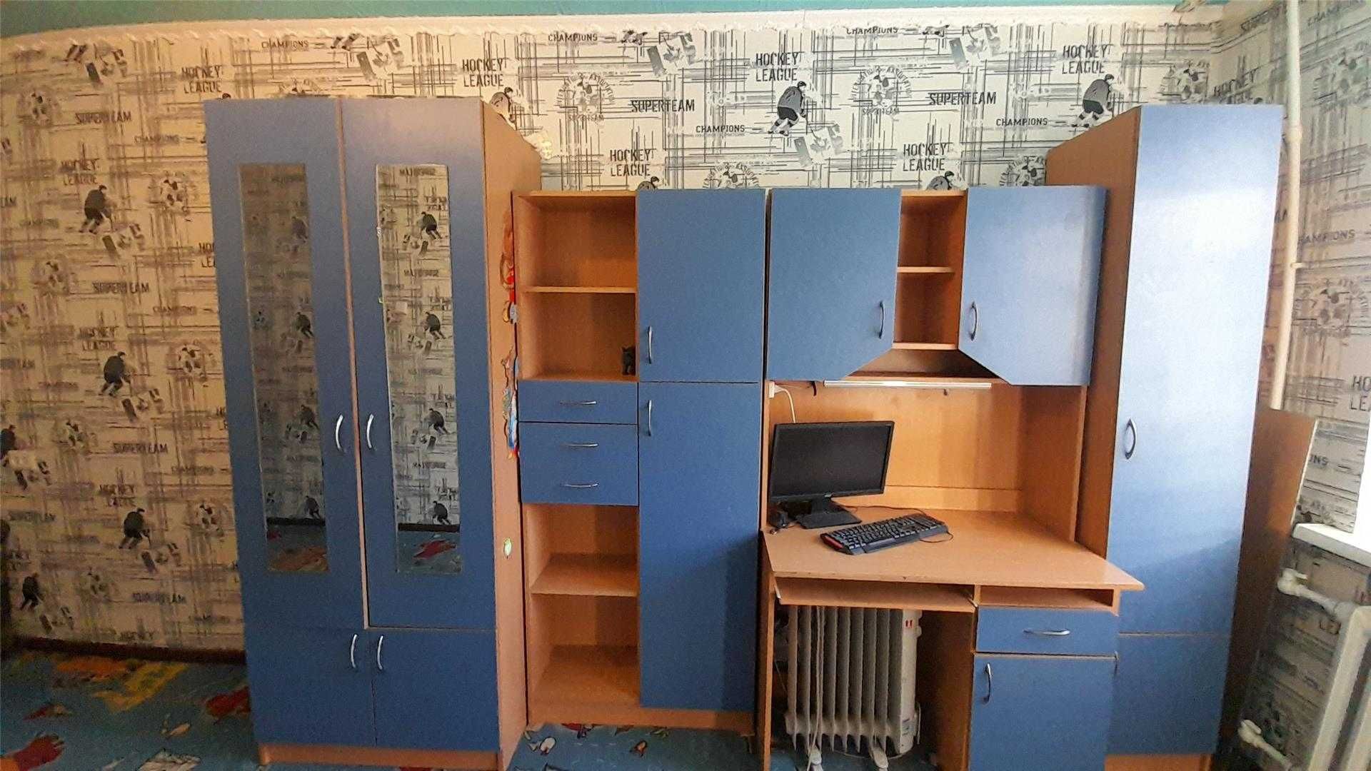 Продам 2 комн квартиру на 7 мкр на 1/5 эт