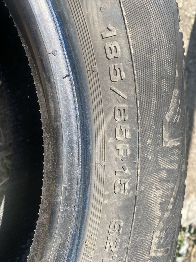 Продам зимние шины 185/65/15 2 шины