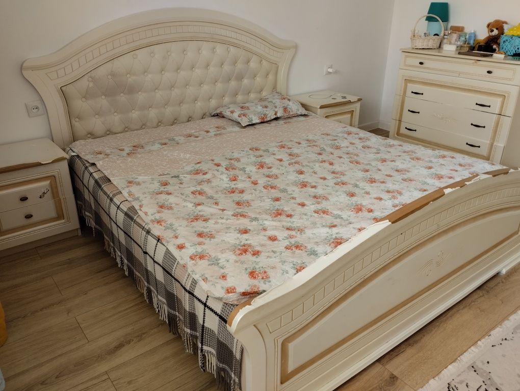 Продам двухспальной кровать
