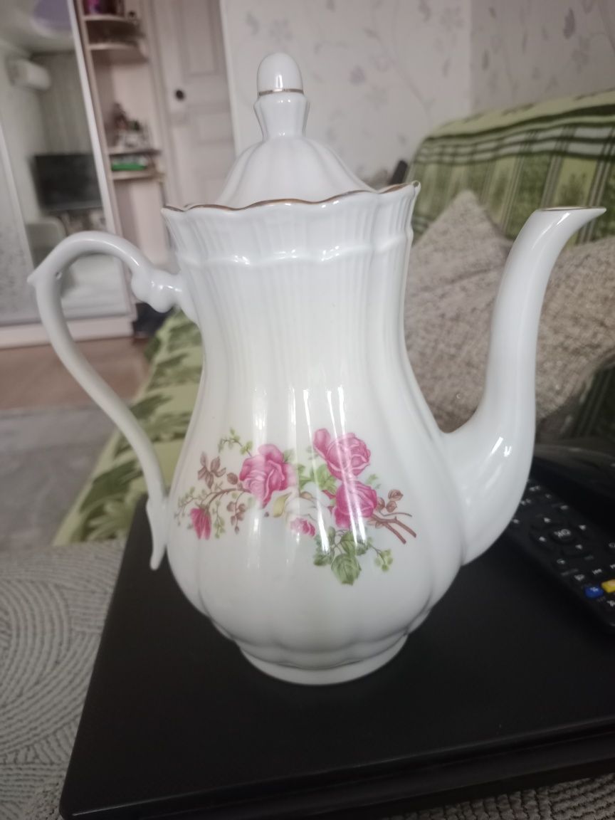Продам  заварочный чайник