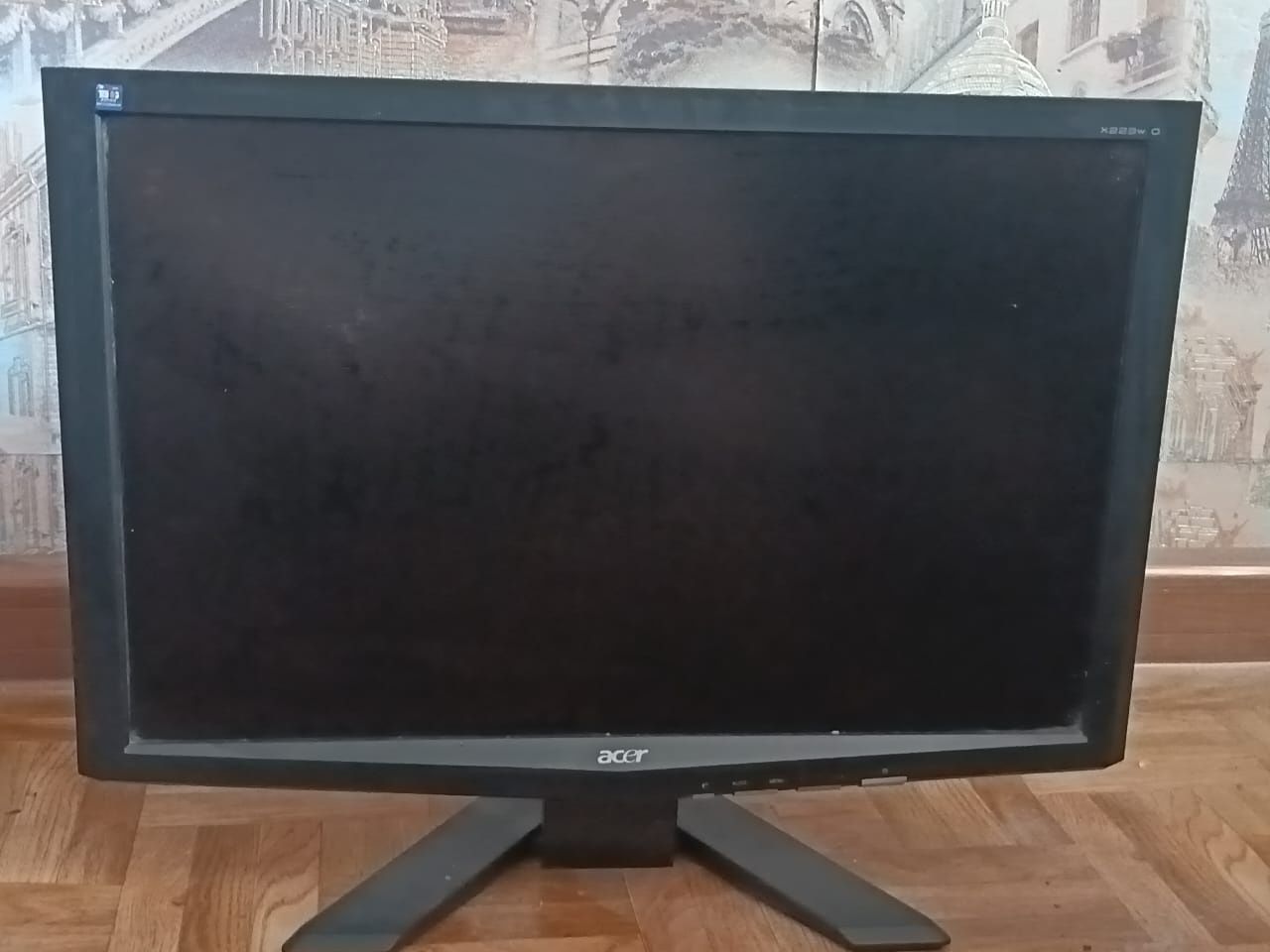 Продам два монитора Acer и hp