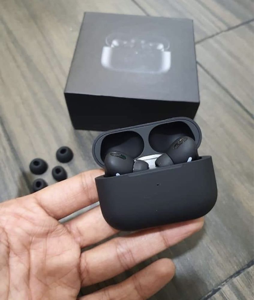 Продам  Наушник AirPods Pro black