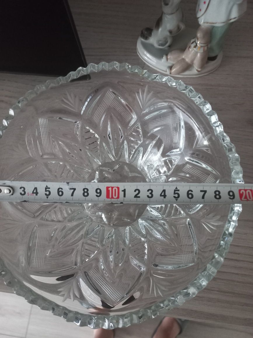 Продам кокотницы , вазочкии мельничку Мулинекс, новая