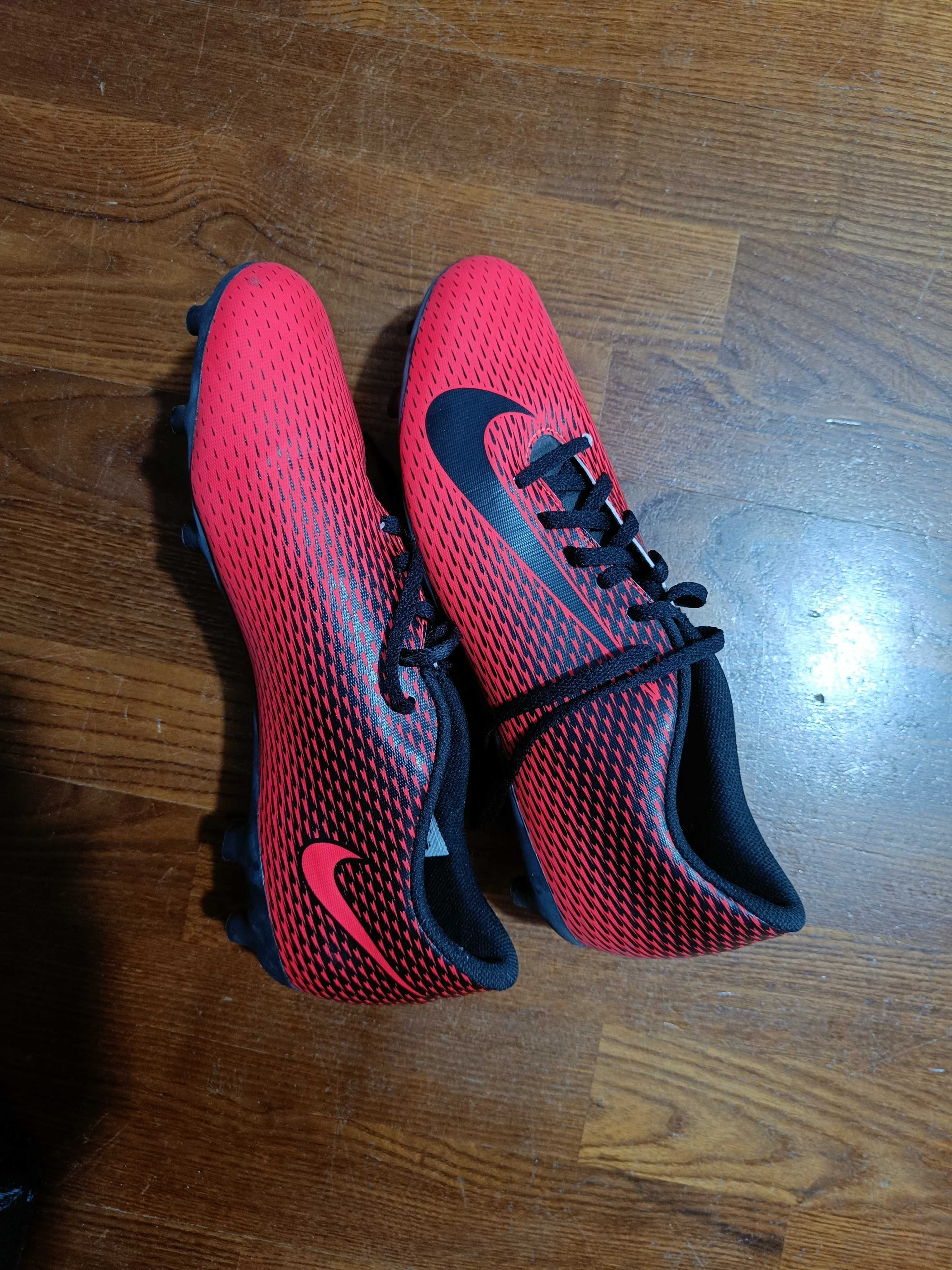 Бутсы Nike Bravata II в идеальном состянии