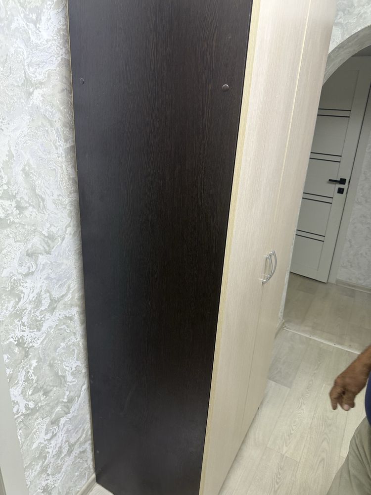 Продам шкаф прихожую