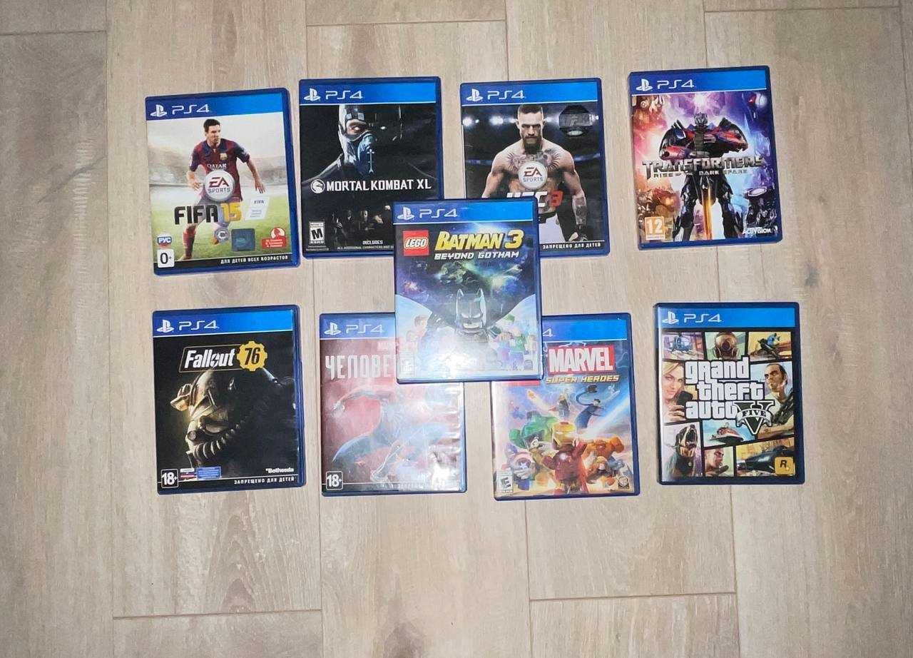 Продам Playstation 4 Fat 500GB + очки VR и другие акссесуары