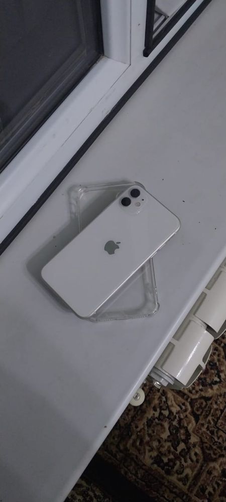 iPhone 11 – 128 GB
