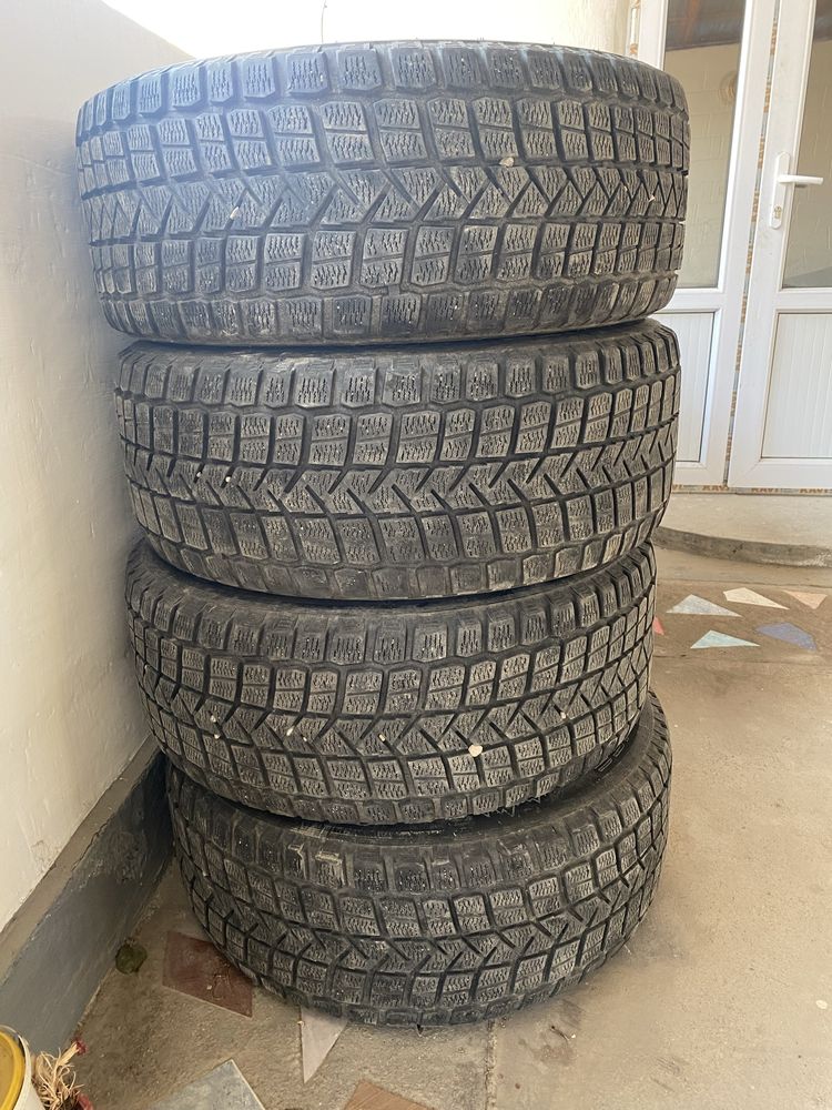 Продам Шины на БМВ X5