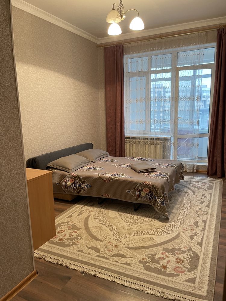 Сдам  две 4к кв посуточно ЖК “Арай”