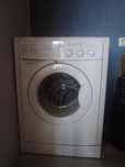 Продам стиральную машину indesit