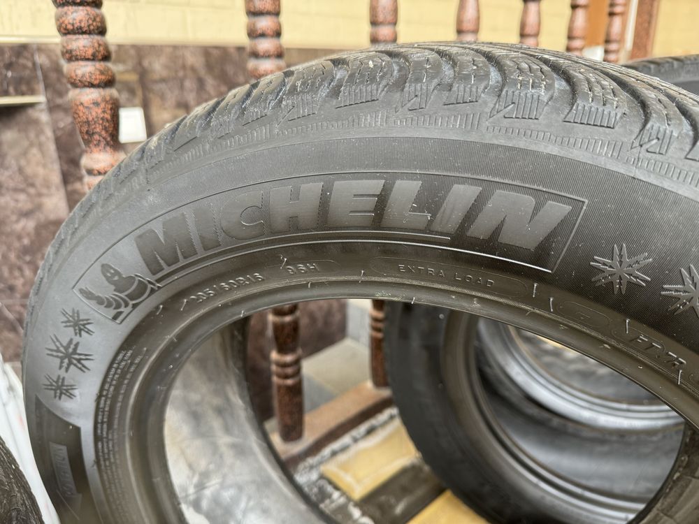 Шины 4-штук 205/60/16 Michelin