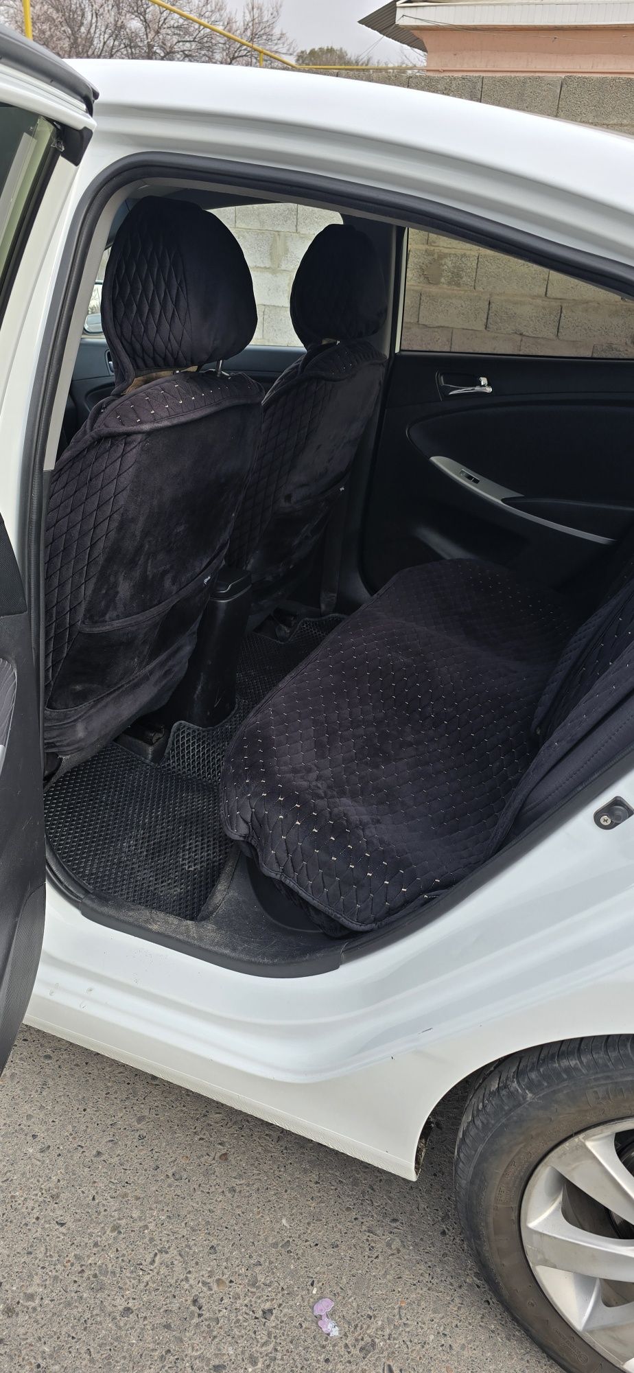 Продам Hyundai Accent 2014