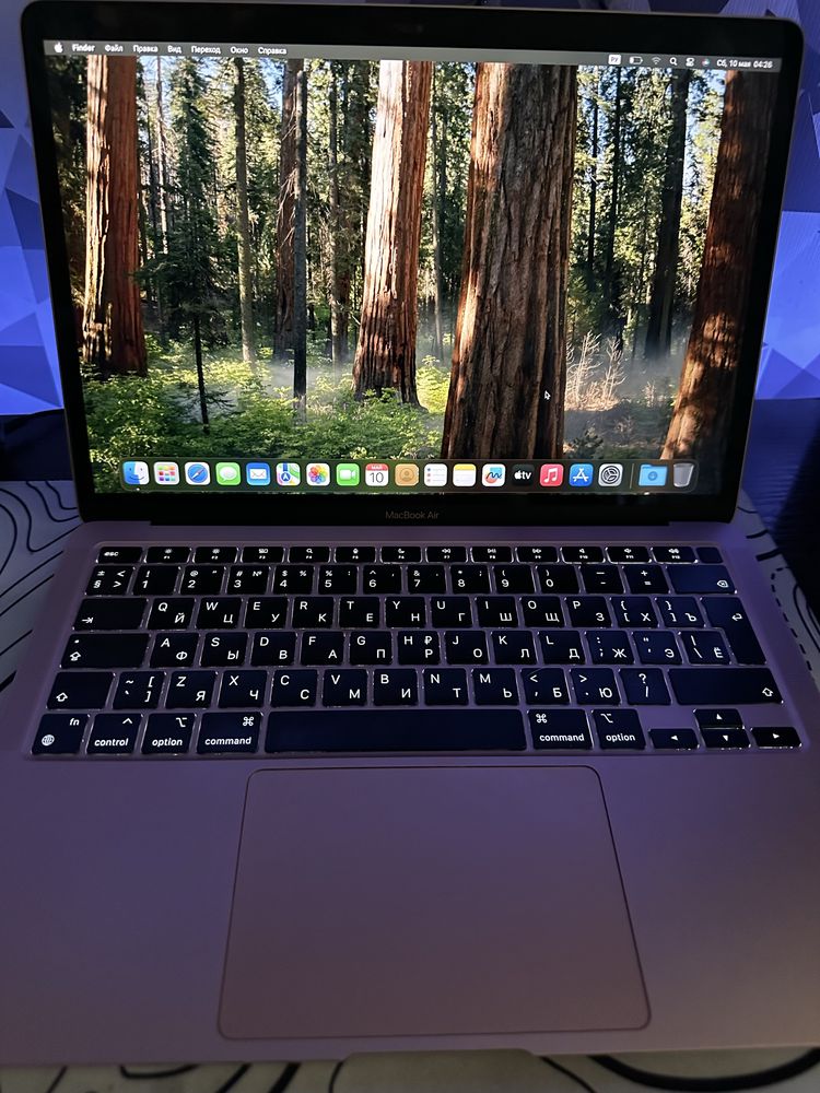 Apple macbook air 2020 m1