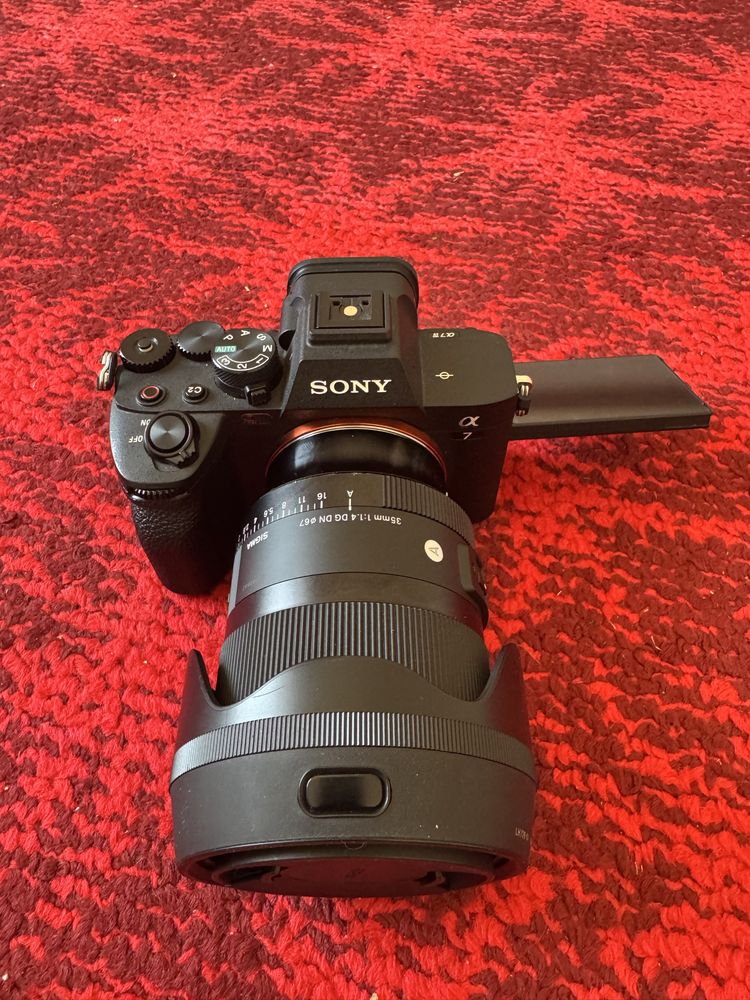 Sony A7 iv + Объектив Sigma 35mm f/1.4 DG DN Art для Sony E