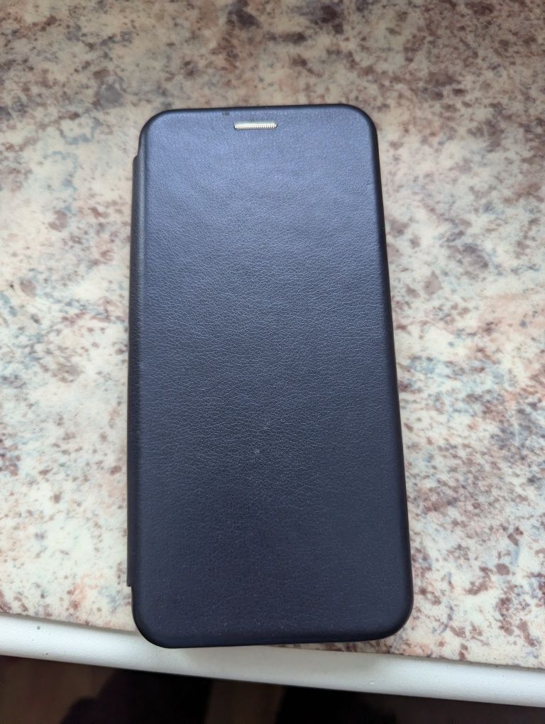Продам чехлы на vivo v27