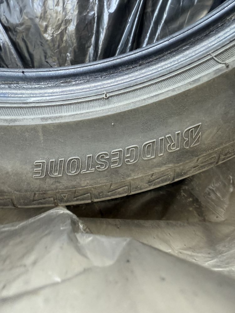 Продам летнюю резину Bridgestone