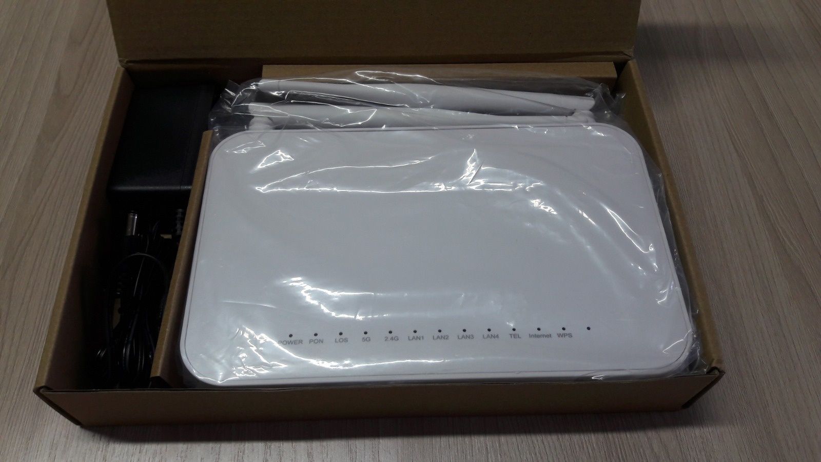 Модем GPON/EPON оптоволоконный с Wi-Fi