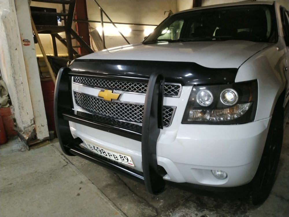 Защита бампера Кенгурятник push bar на Tahoe suburban avalanche