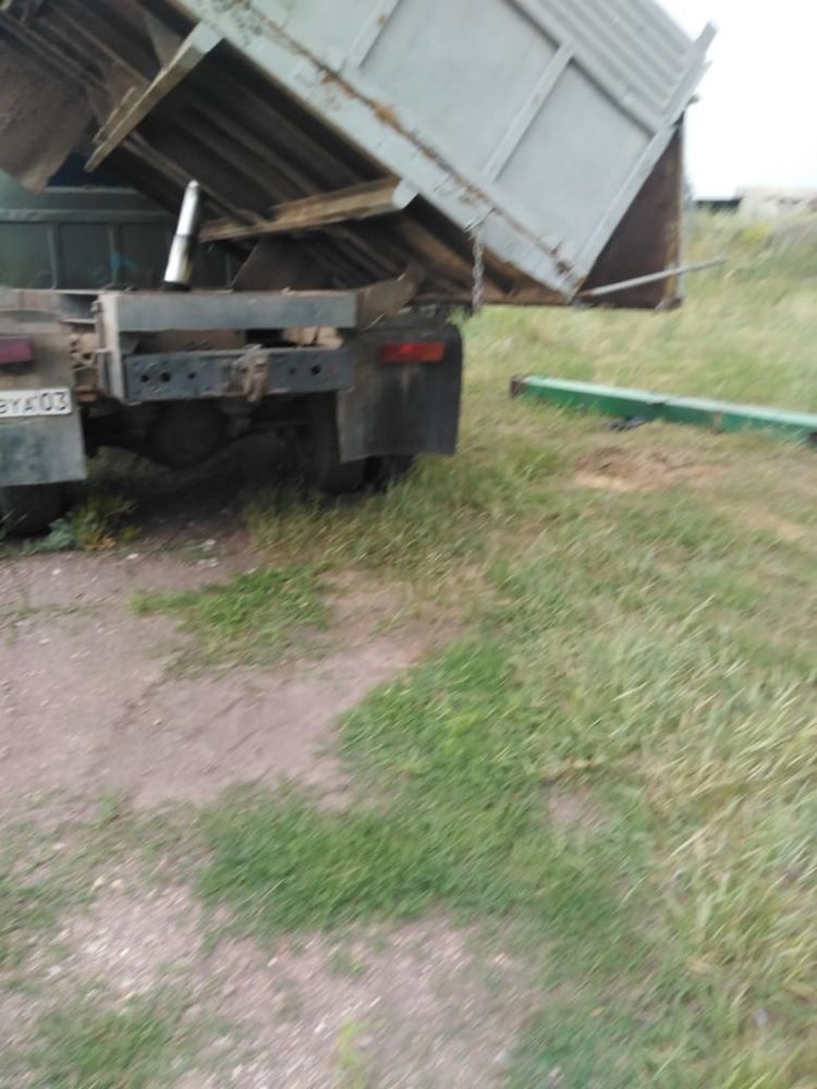 Продам ЗИЛ-130 с прицепом (сельхозник).