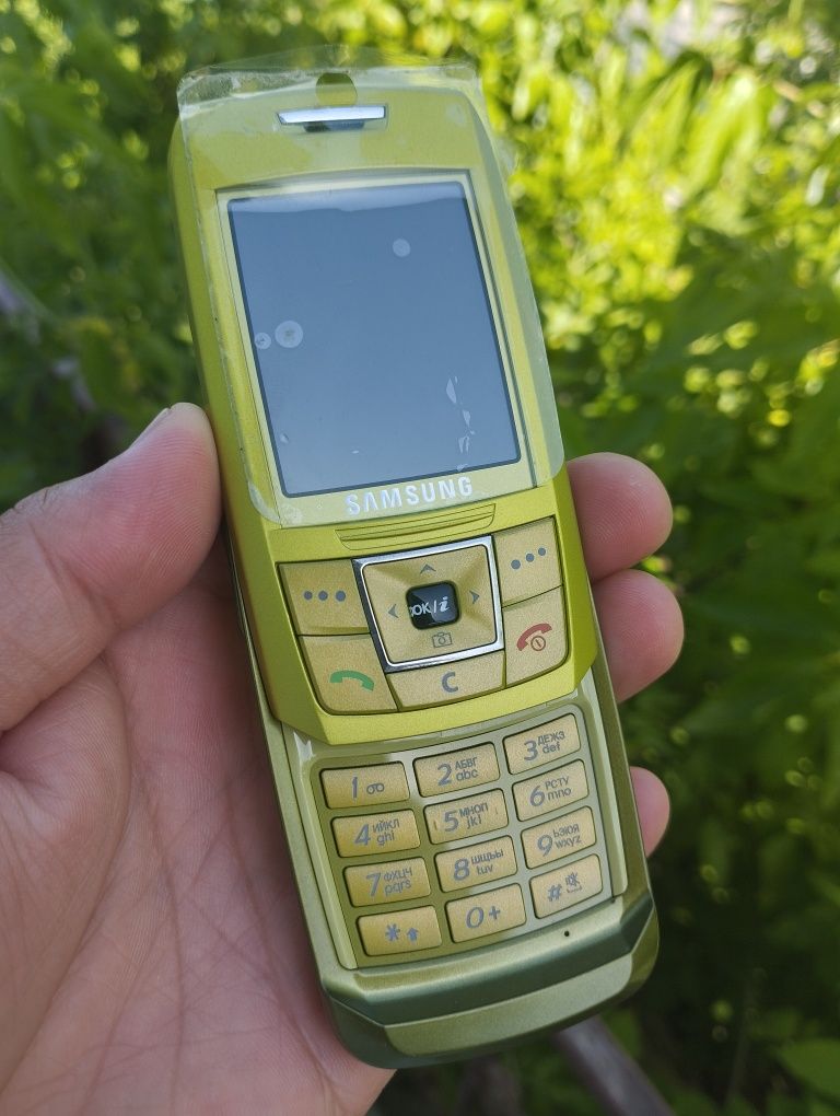 Ретро телефоны Sony Ericsson Motorola Nokia