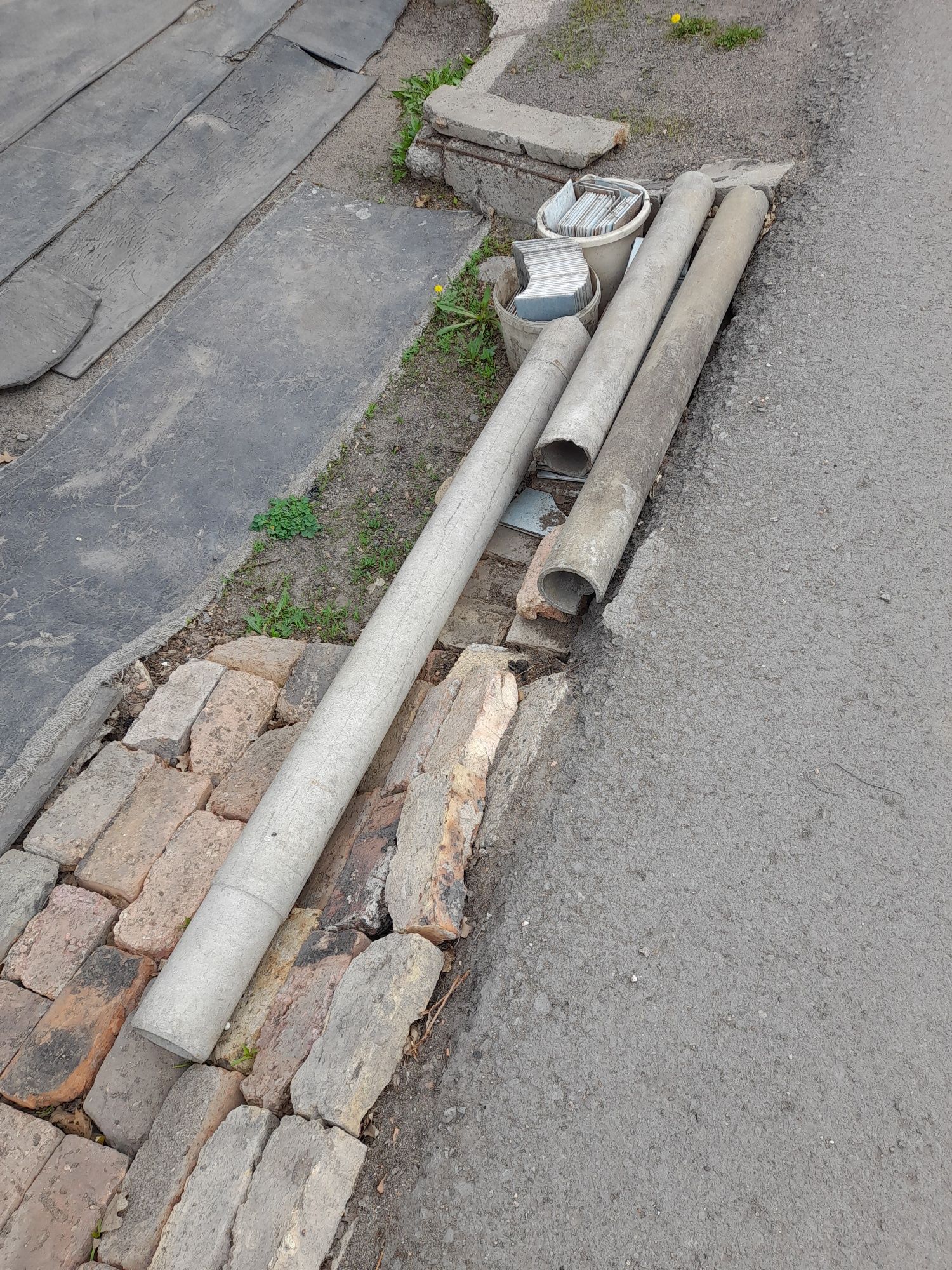 Продаю швелер железный