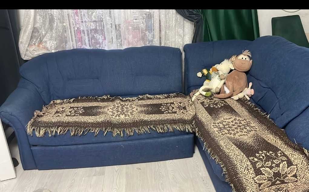 Продам диван с одним креслом