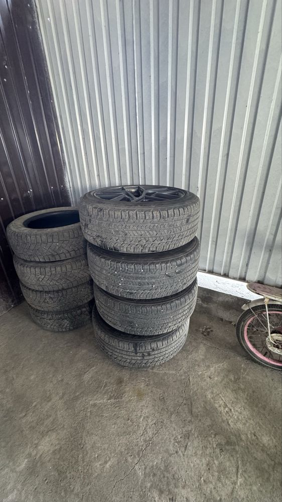 Диски с автошинами R17/50/205