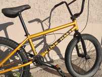 Продам велосипед BMX от компании kink