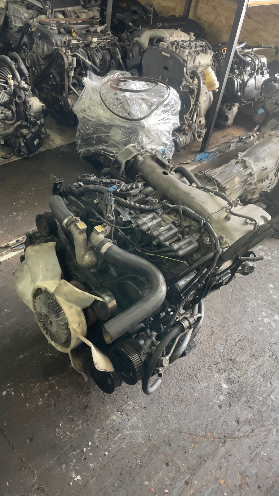 Контрактный двигатель на Mitsubishi Pojero объем 3.5 6G74