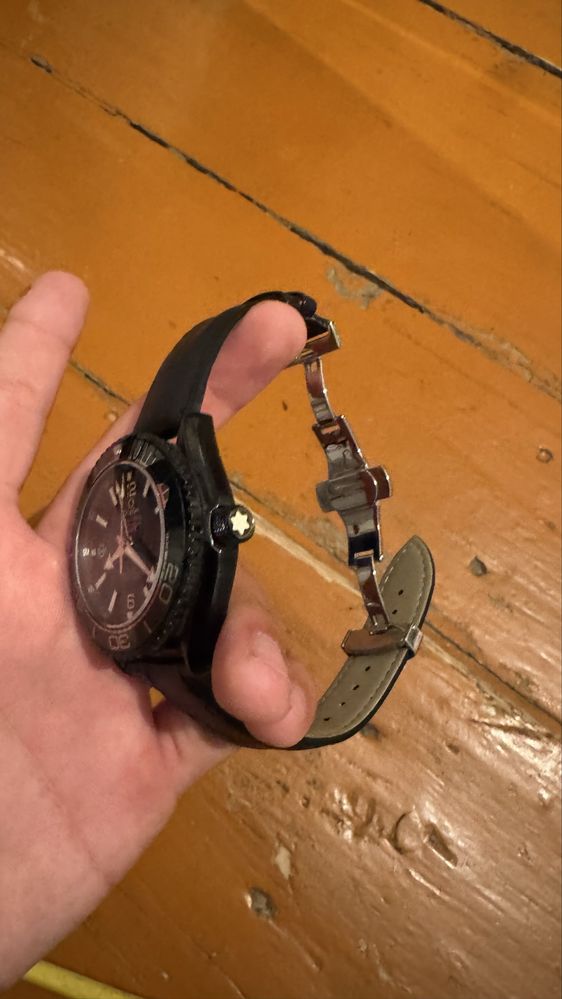 Часы Omega Planet