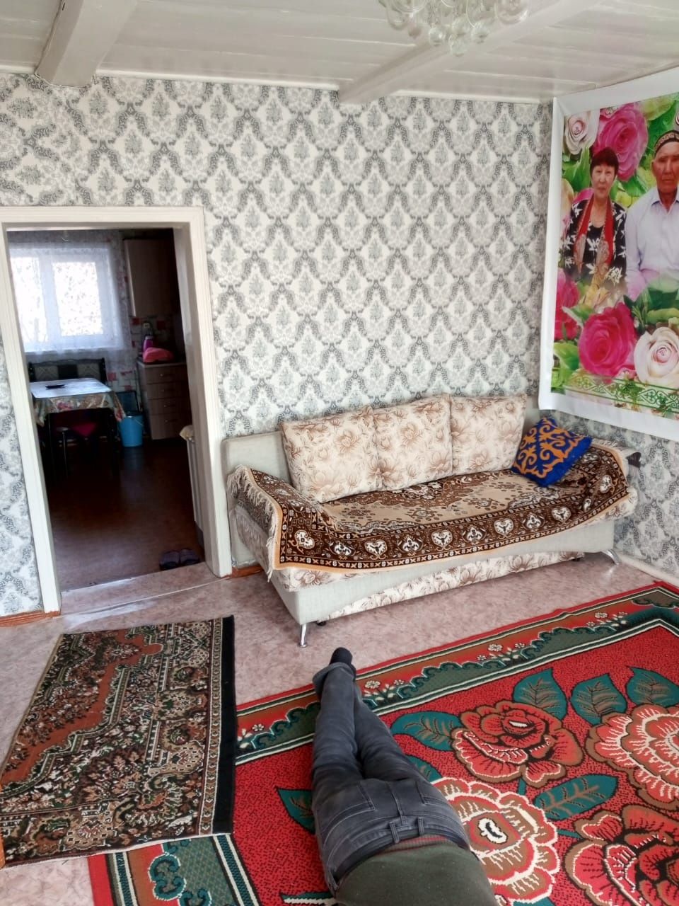 В связи с отъездом продам СРОЧНО дом в селе Новокаменка