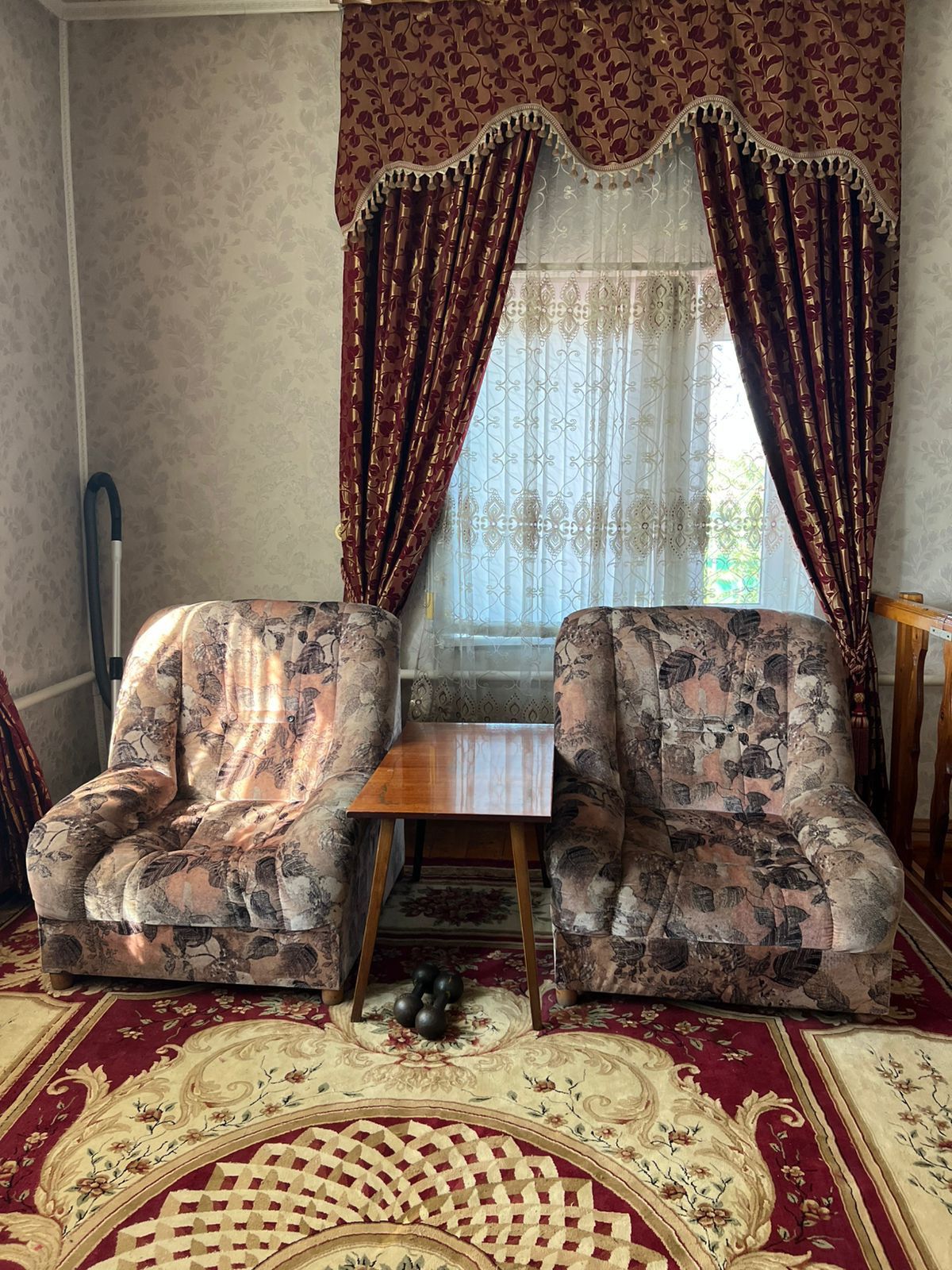 Диван креслосымен сатылады
