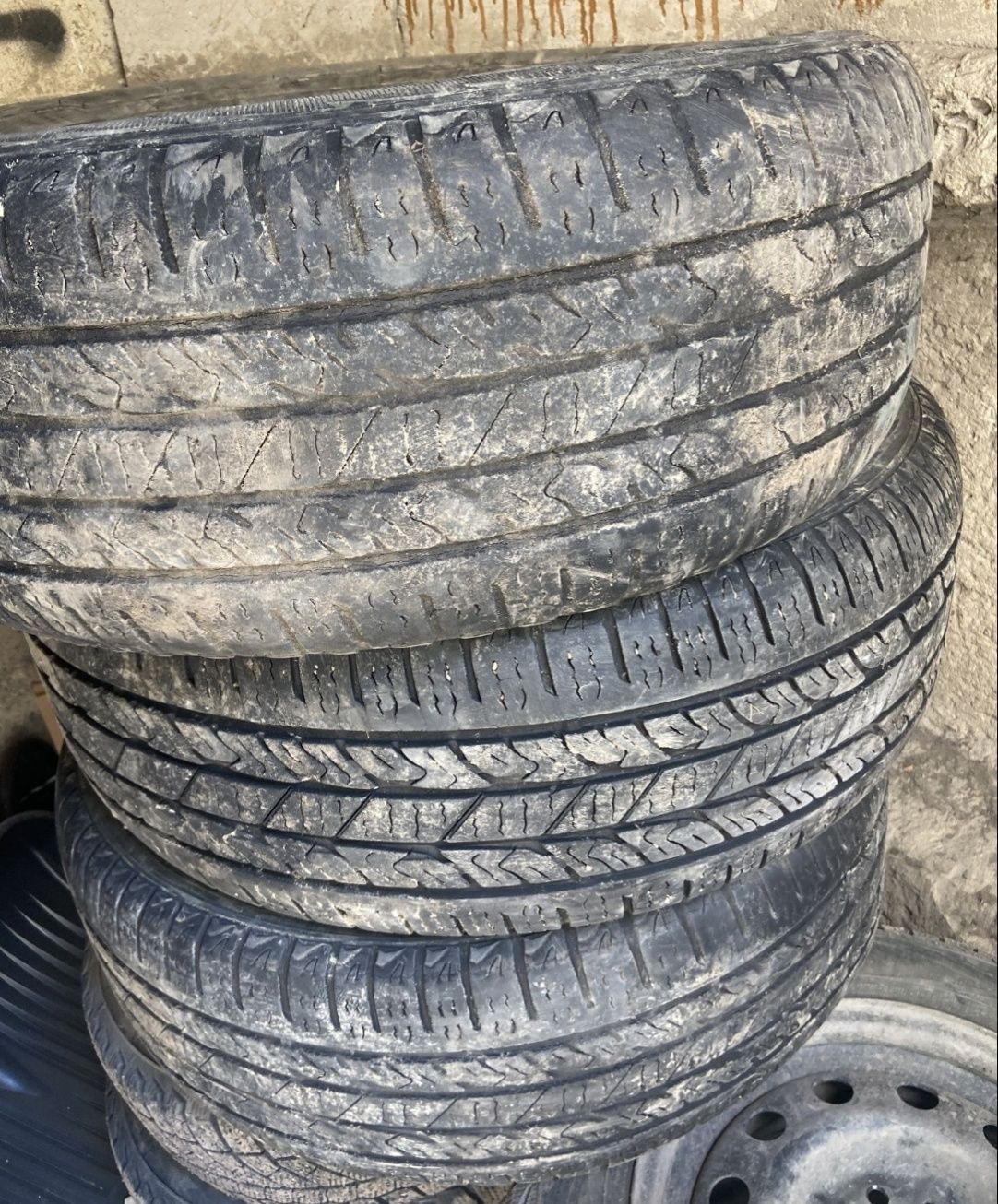 Летние шины Nexen 265/65 R17 — 3 шт. в хорошем состоянии