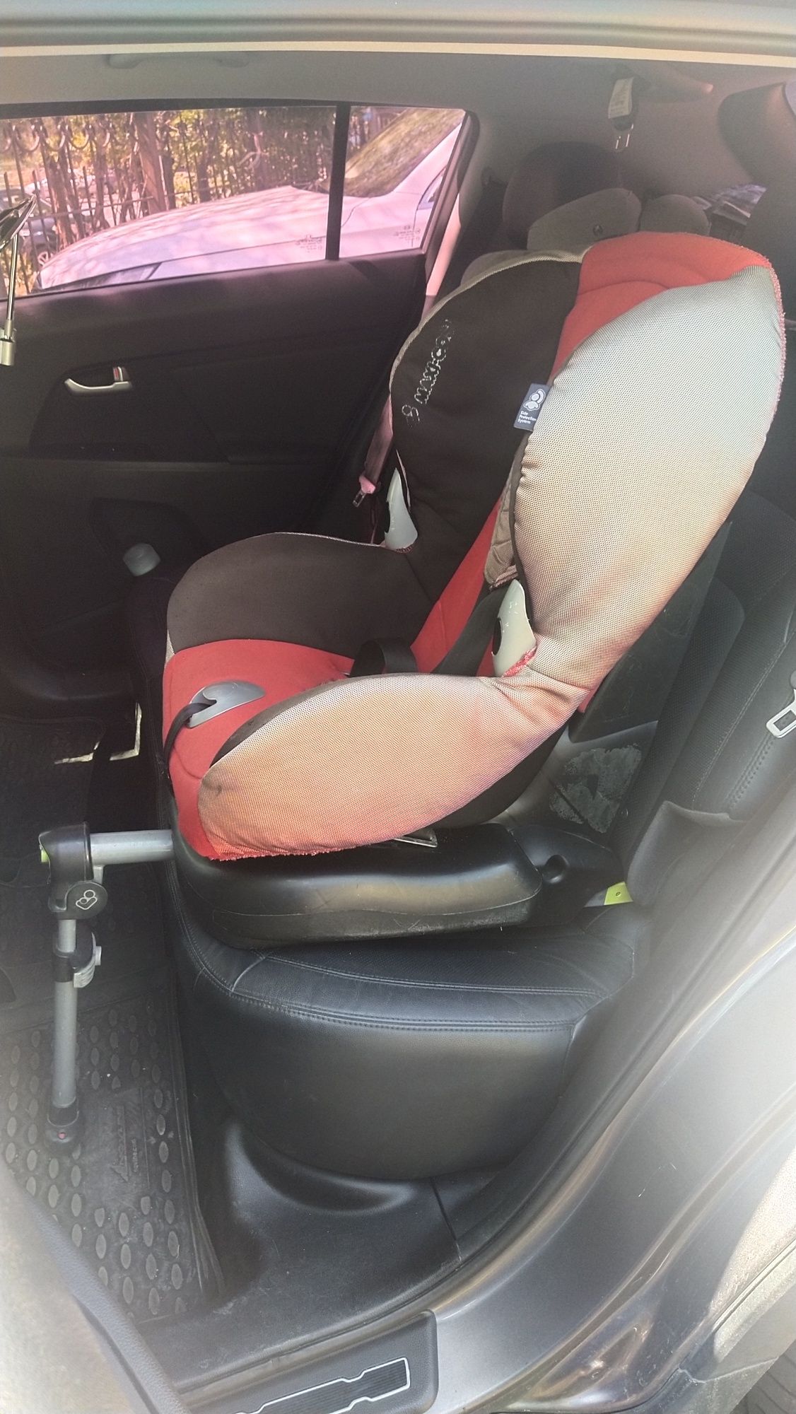 Детское автокресло Maxi-Cosi
