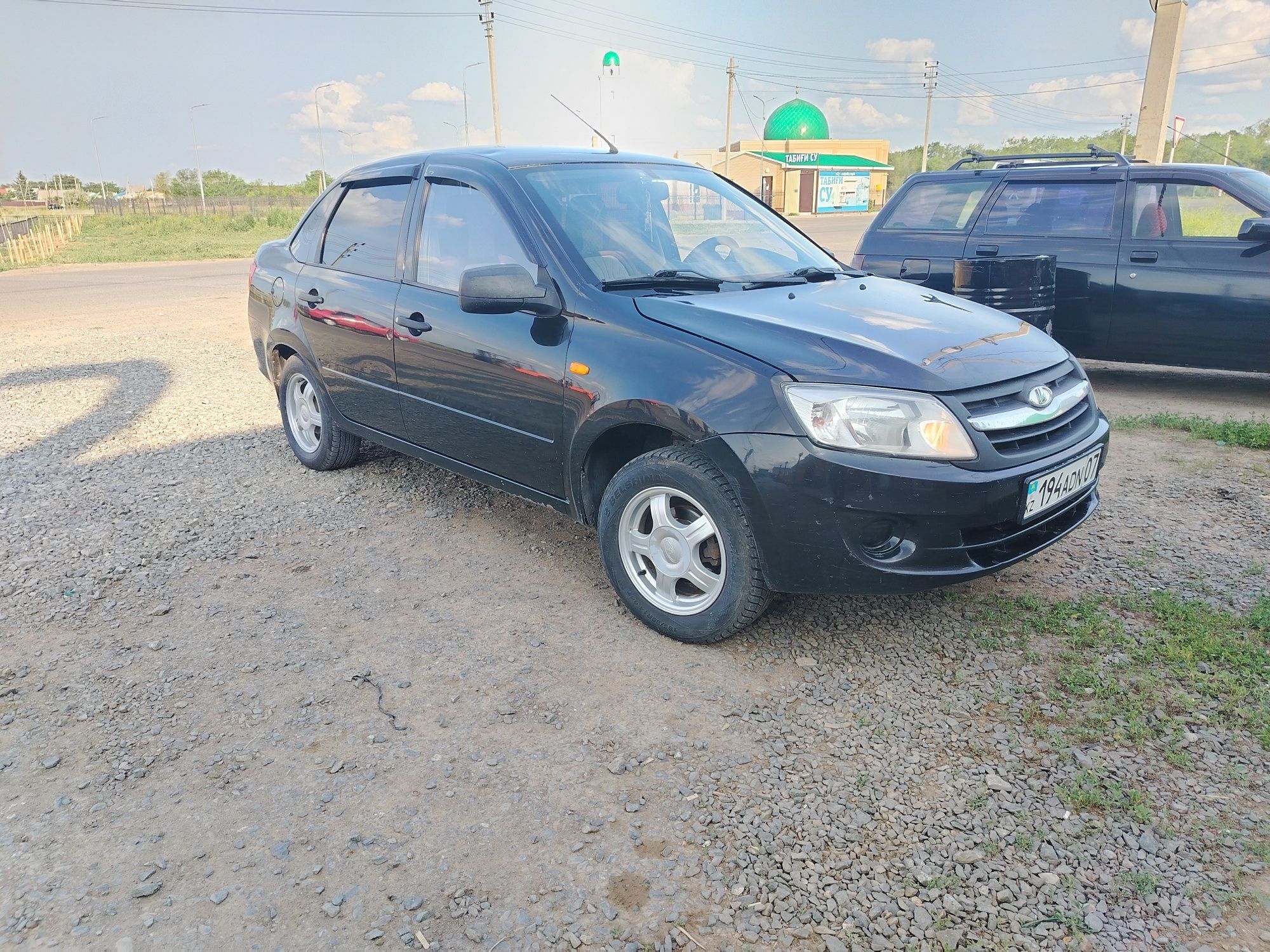 Продам машину лада 2190