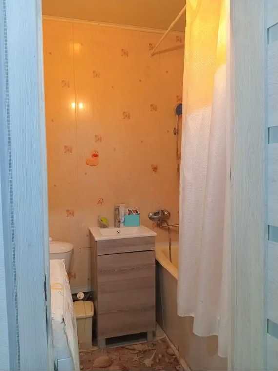Продам 1-комн гостинку