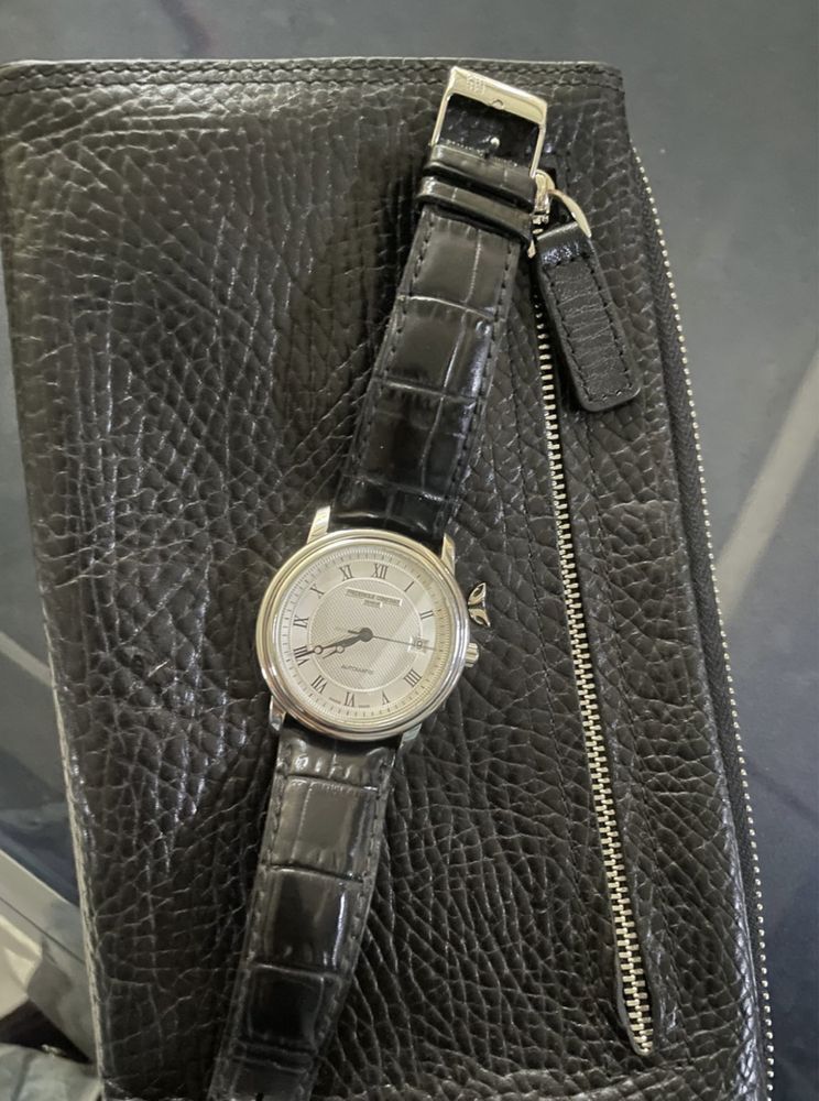 Продам часы Frederique constant FC-303MC4P6