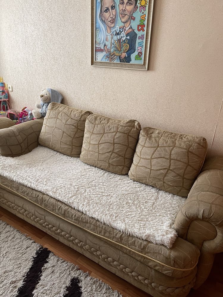 Мягкий уголок тройка