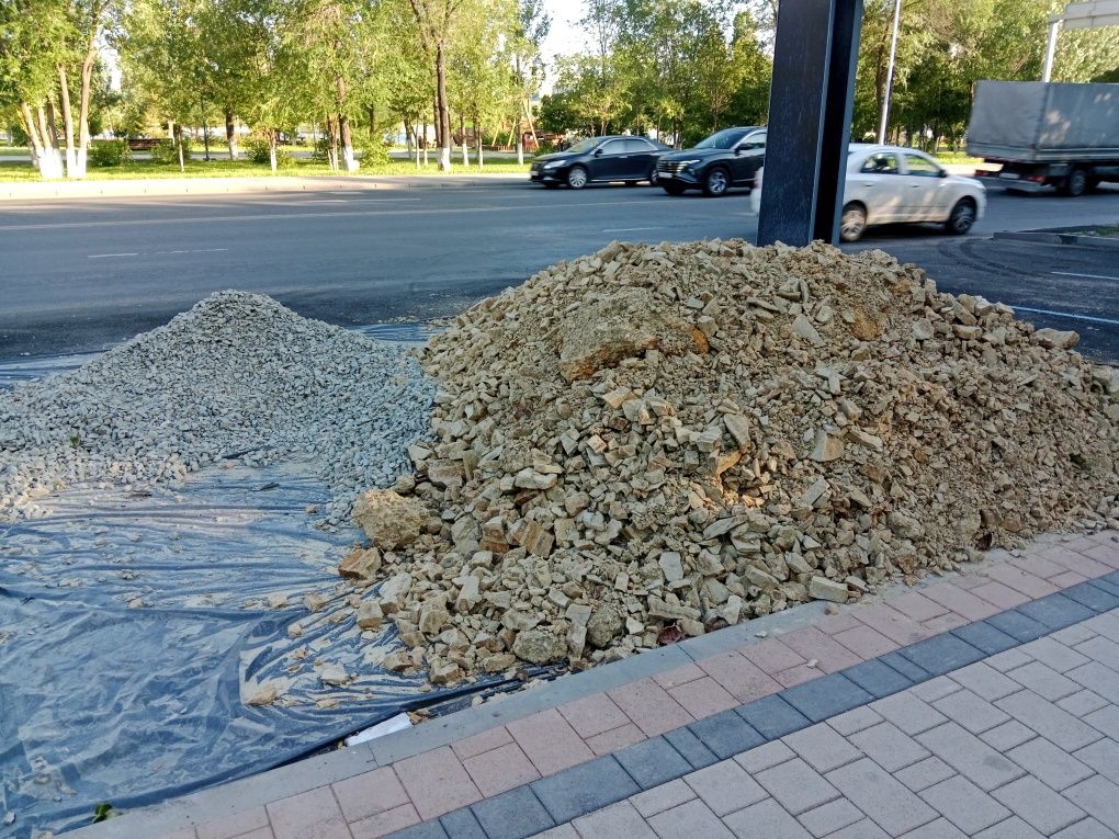Шебёнка камен. Двое