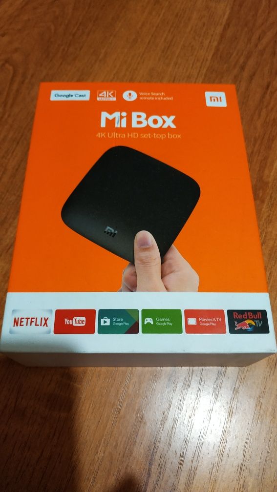 Продам андроид TV приставку
