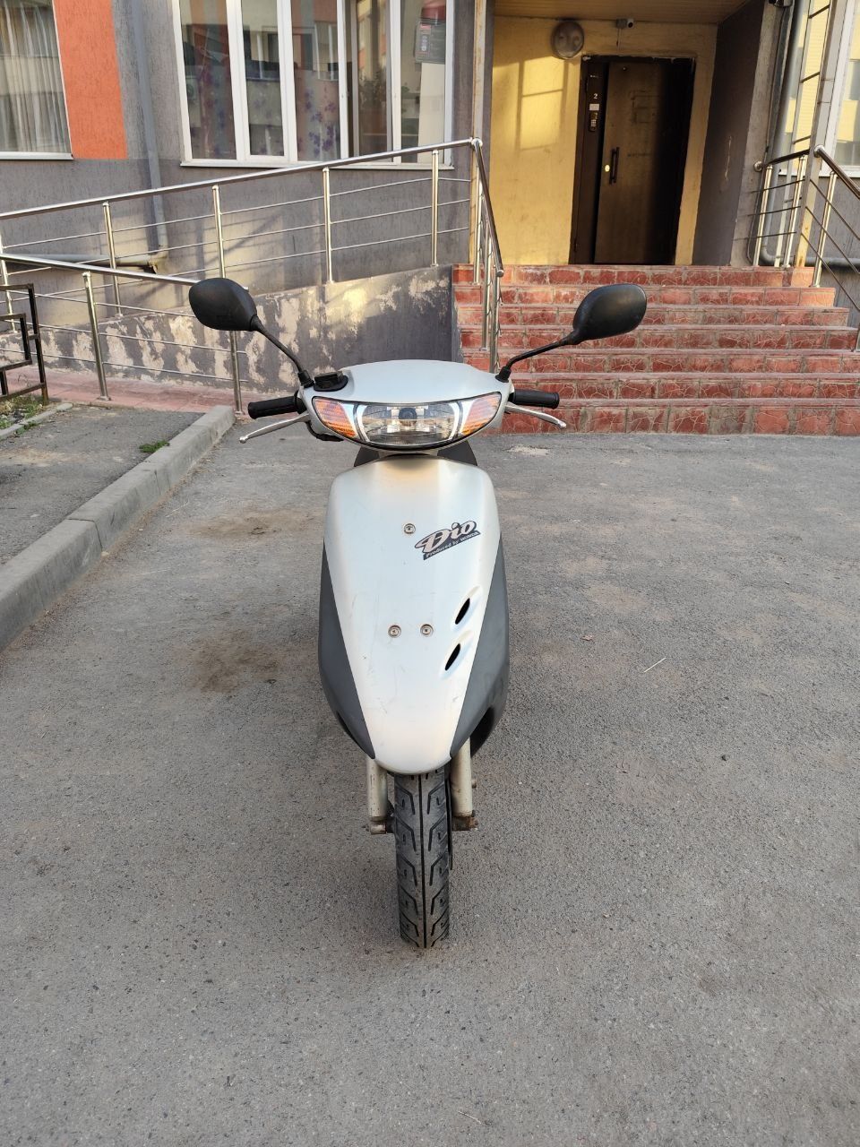 Мопед б.у из Японии свеже доставленный Honda Dio 35
