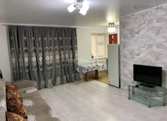 Сдаётся 1 ком квартира по суточно,по часам.