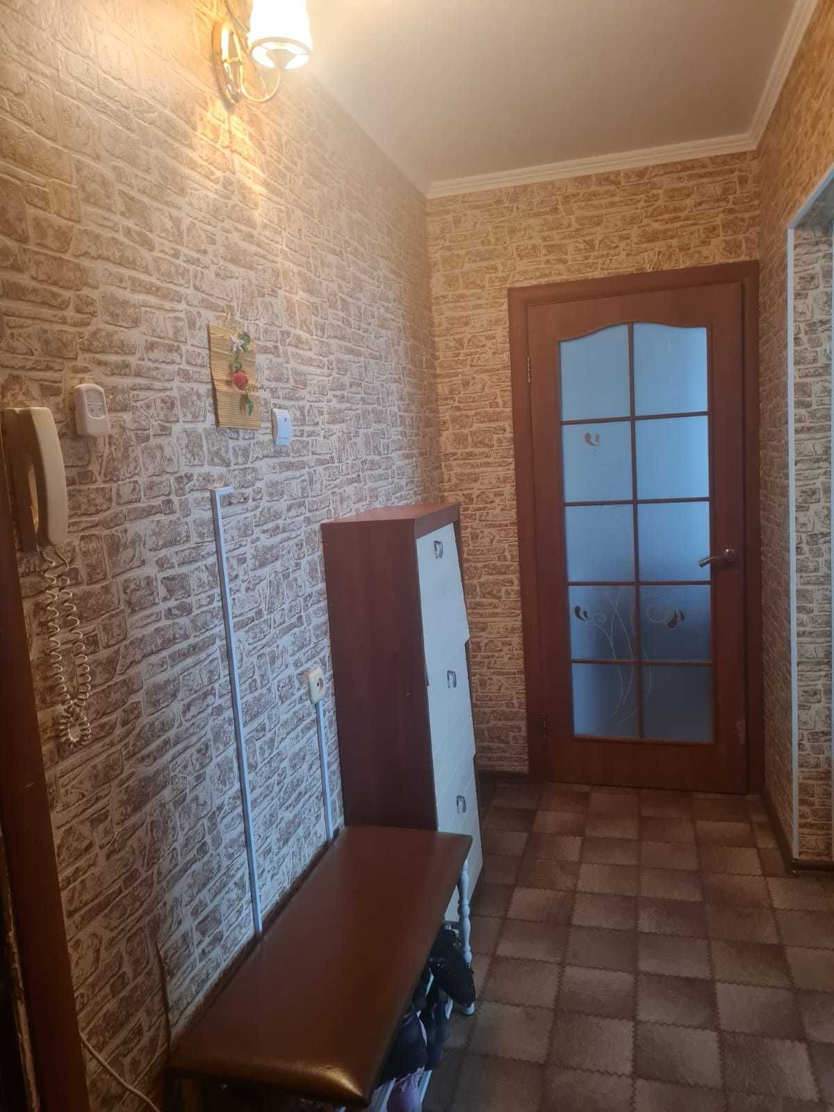 Сатылымда 4 бөлмелі пәтер Абай даңғылы 52, Продается 4х комнатная кв.